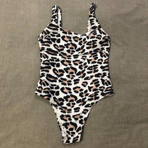 1 piece swim/bathing suit - never worn